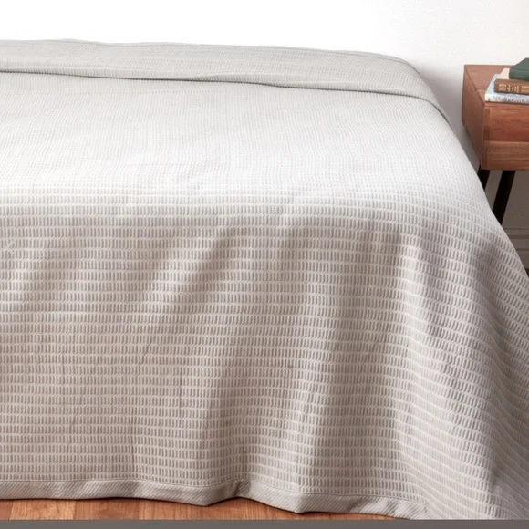 Berkshire Bedding Berkshire Blanket Fullqueen 45 Tc Jersey Tripleknit Blanket Poshmark